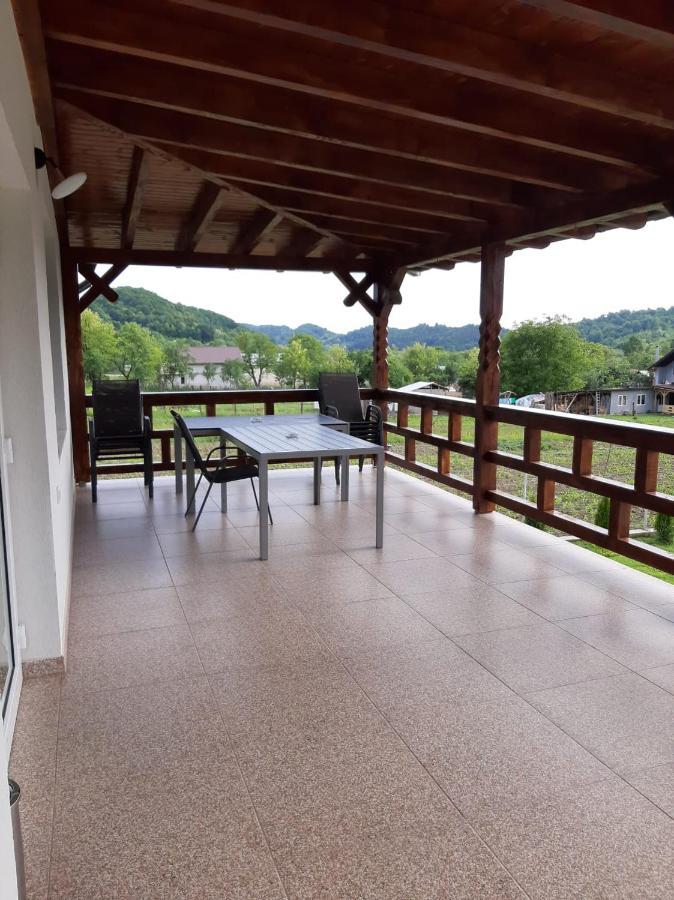 Casa Dumitru Hotel Ceraşul Eksteriør billede