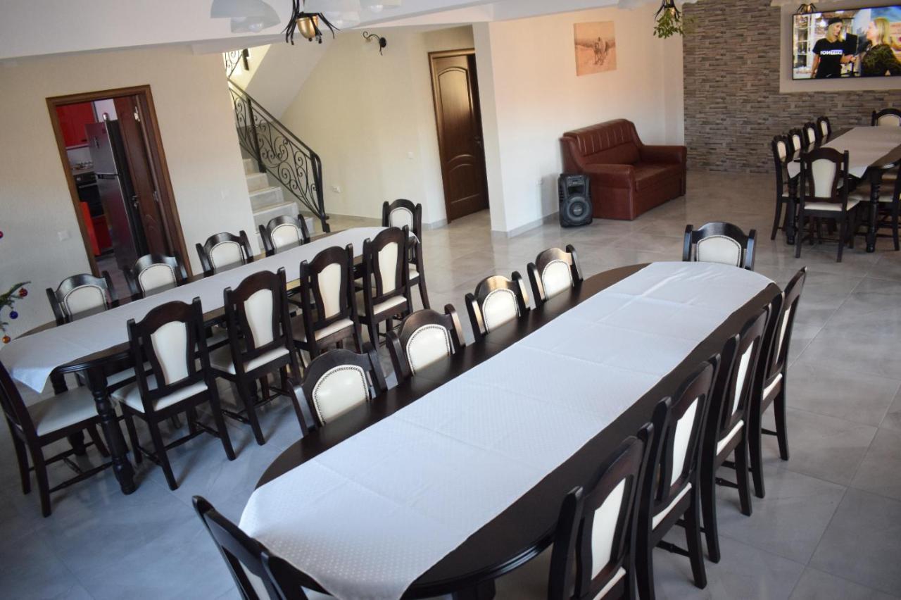 Casa Dumitru Hotel Ceraşul Eksteriør billede