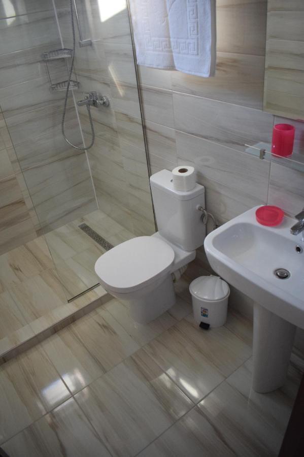 Casa Dumitru Hotel Ceraşul Eksteriør billede