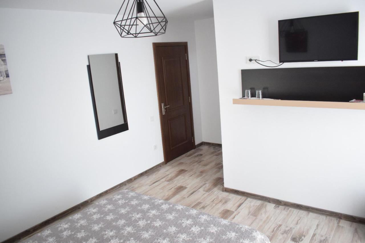Casa Dumitru Hotel Ceraşul Eksteriør billede