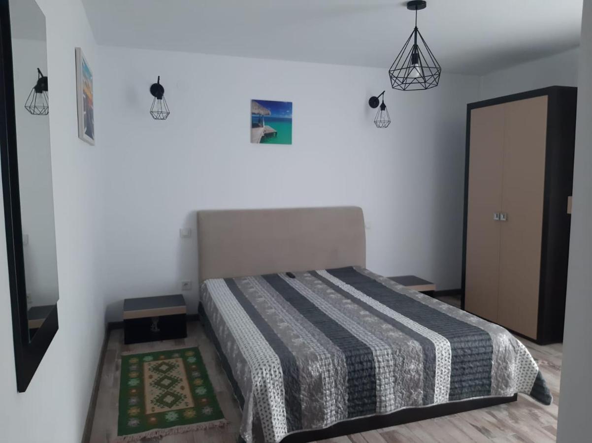 Casa Dumitru Hotel Ceraşul Eksteriør billede